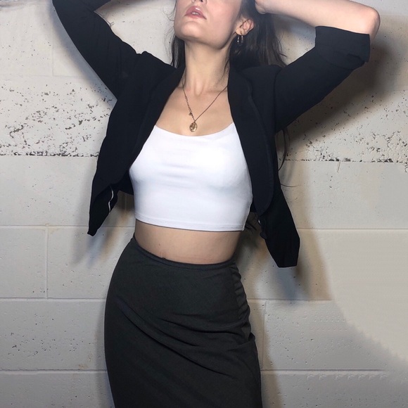 2/$20 | vintage cropped CLUB MONACO blazer - Picture 3 of 5